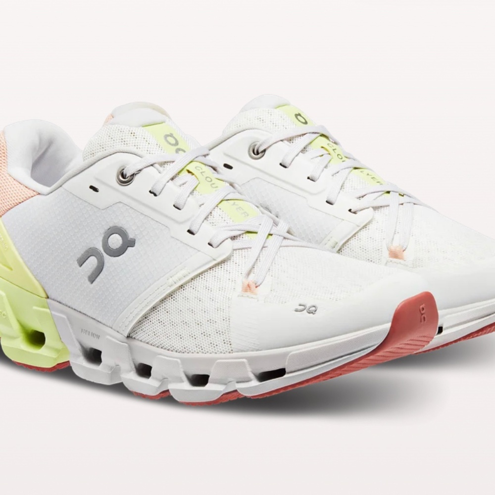 On Running Cloudflyer 4 Women Size 8